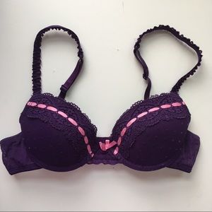 Lightly lined bra